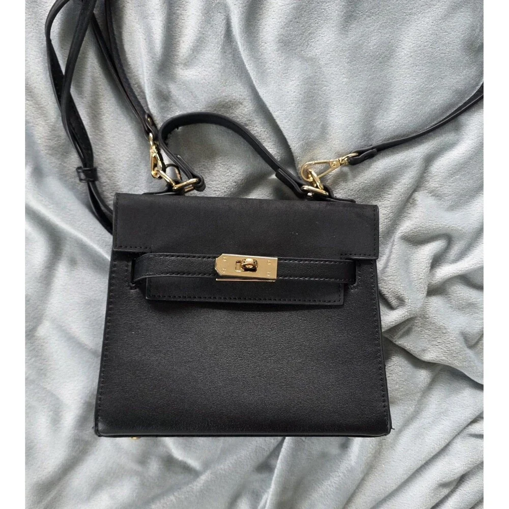 Black Structured Box Crossbody Bag Gold Turn Lock Top Handle Shoulder Purse